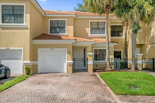 1374 Pacific Rd, POINCIANA, FL, 34759-5438 | Card Image