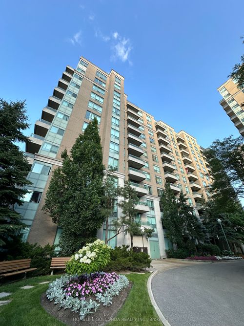 416-39 Pemberton Ave, North York, ON, M2M4L6 | Card Image