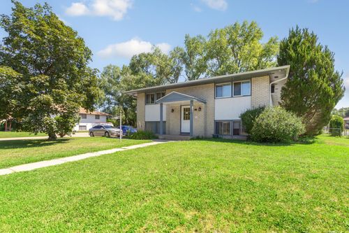 8843 18th Ave S, Bloomington, MN, 55425-2009 | Card Image