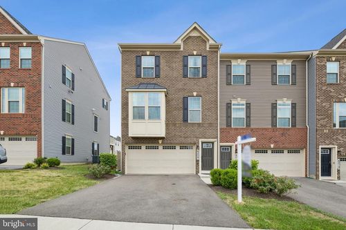 4208 Winifred Ln, UPPER MARLBORO, MD, 20772-2582 | Card Image