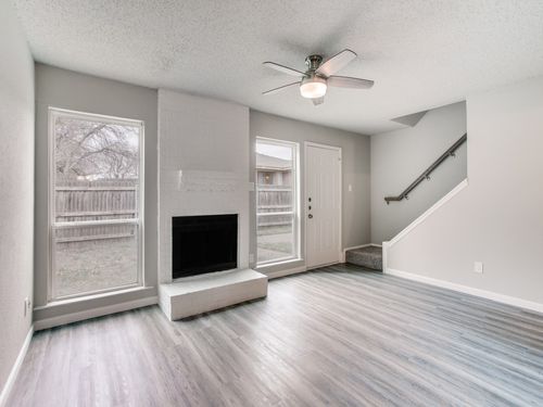 5731 Shadydell Dr, Fort Worth, TX, 76135-2080 | Card Image