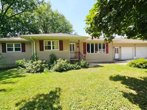 715 Malone Ave, Readlyn, IA, 50668-7708 | Card Image