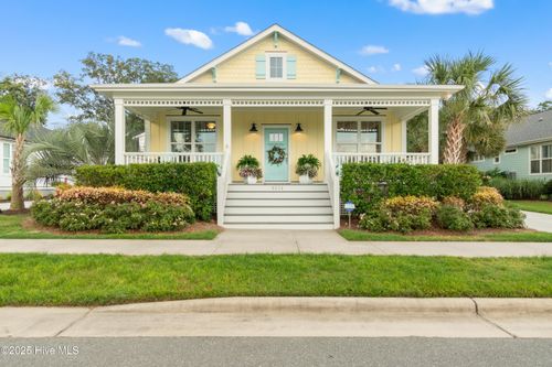 6514 Anchors Bend Dr, Ocean Isle Beach, NC, 28469-1036 | Card Image