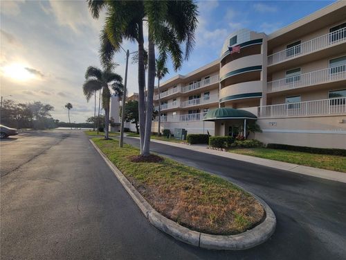 apt-3107-6315 Shoreline Dr, ST PETERSBURG, FL, 33708-4504 | Card Image