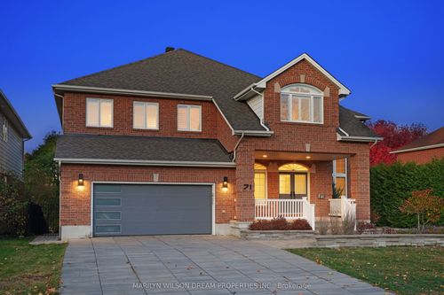 {{alt}} | Card Image