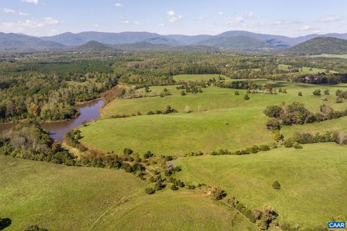 955 Simmons Gap Rd, DYKE, VA, 22935-1101 | Card Image