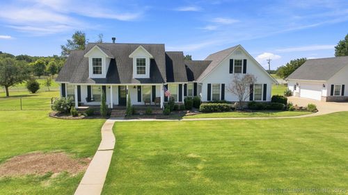 16050 Pueblo Rd, Claremore, OK, 74017-4493 | Card Image