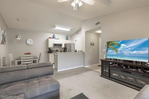 2124-2202 Arbour Walk Cir, NAPLES, FL, 34109-8810 | Card Image