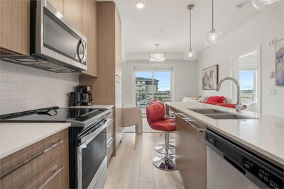 2221 - 76 Cornerstone Pass Ne, Condo with 2 bedrooms, 2 bathrooms and 1 parking in Calgary AB | Image 3