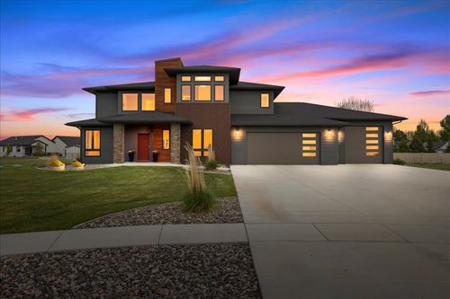 6814 Skycrest Drive, Billings, MT, 59106 | Card Image