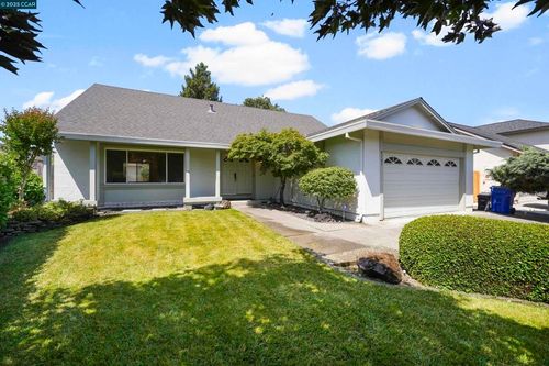 4161 Fairfax Dr, Napa, CA, 94558-2237 | Card Image