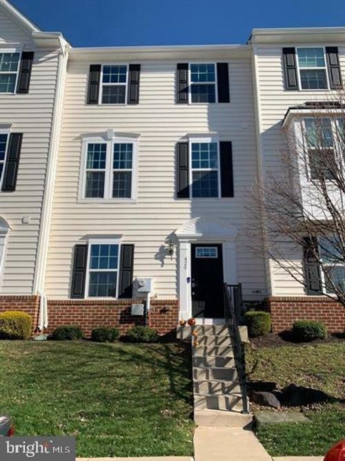 420 Lopata Rd, PHOENIXVILLE, PA, 19460-6702 | Card Image