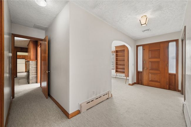 21 Top St, House other with 3 bedrooms, 3 bathrooms and 8 parking in Westerly RI | Image 5