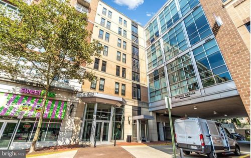 unit-303-444 W Broad St, FALLS CHURCH, VA, 22046-3346 | Card Image