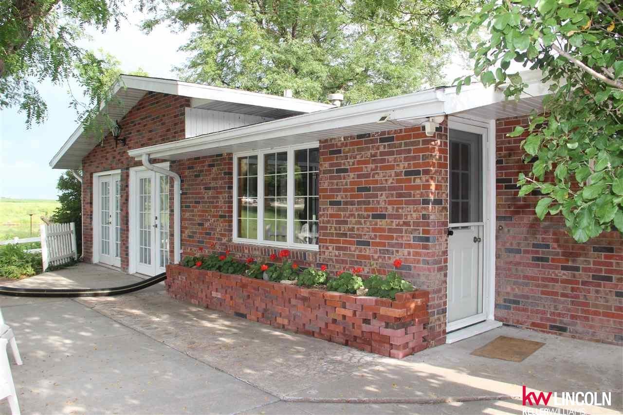 10th St, Henderson, NE 68371