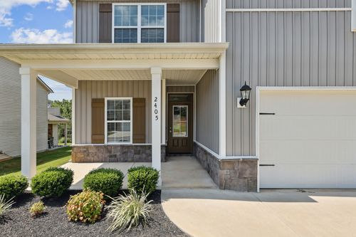 2305 Union Pointe Ln, Knoxville, TN, 37932-1406 | Card Image