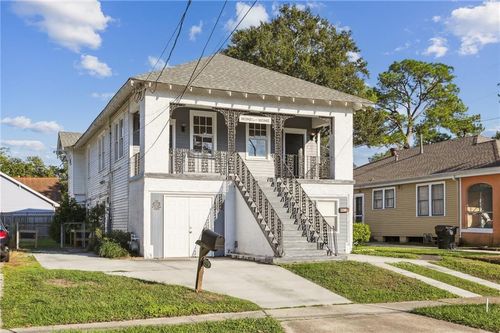4623 25 Venus Street, New Orleans, LA, 70122 | Card Image
