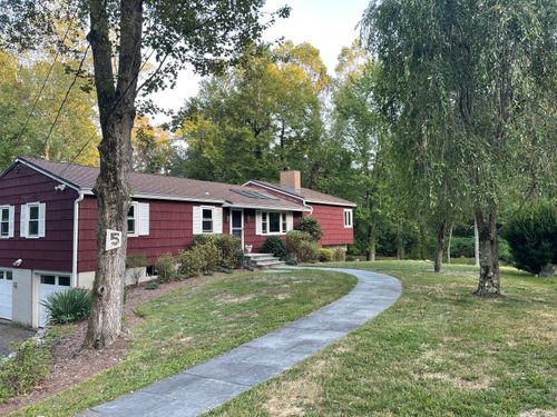 5 Inwood Ln, Westport, CT, 06880-6134 | Card Image