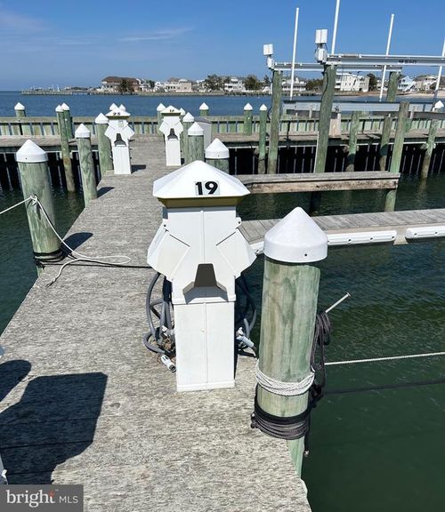 c-19-102 W Roosevelt Ave, Long Beach Township, NJ, 08008-1000 | Card Image