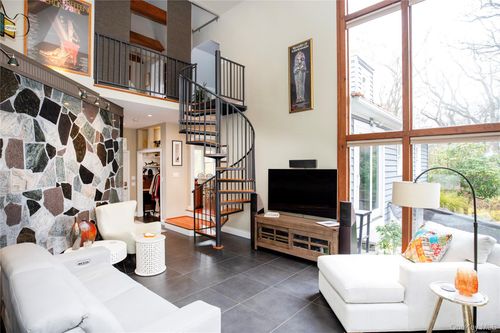 53 Glen Ave, Riverhead, NY, 11901-4012 | Card Image