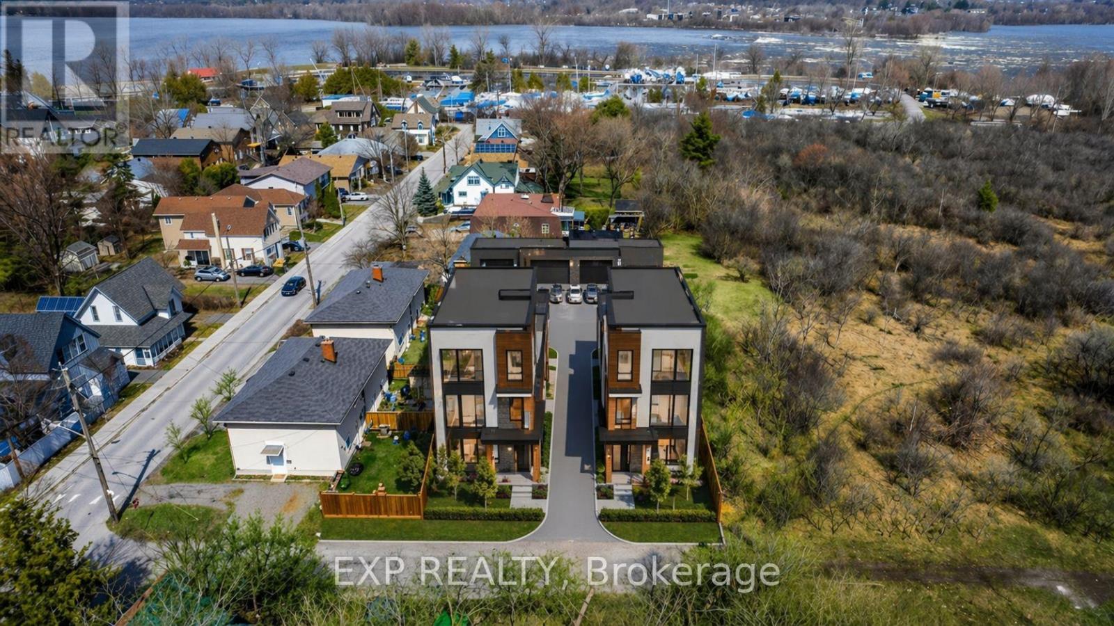 Land in Ottawa 2