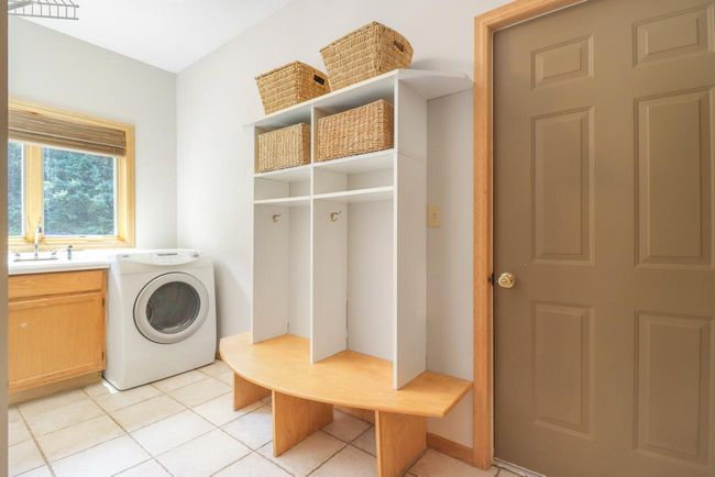 Laundry | Image 14