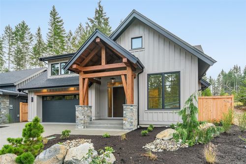 549 Hole-In-One Dr, Qualicum Beach, BC, V9K0B9 | Card Image