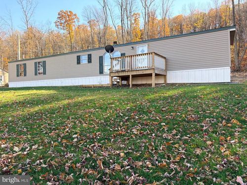 453 Upper Bailey Rd, NEWPORT, PA, 17074-7602 | Card Image