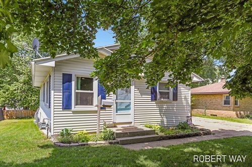 3815 Perry Ave Sw, Wyoming, MI, 49519-3651 | Card Image
