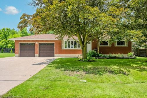 26 St Ann Ave, St Agatha, ON, N0B2L0 | Card Image