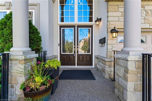 20 Lorupe Crt, Ancaster, ON, L9G0C8 | Card Image