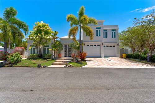 24 Calle Las Palmas, Dorado, PR, 00646-2050 | Card Image