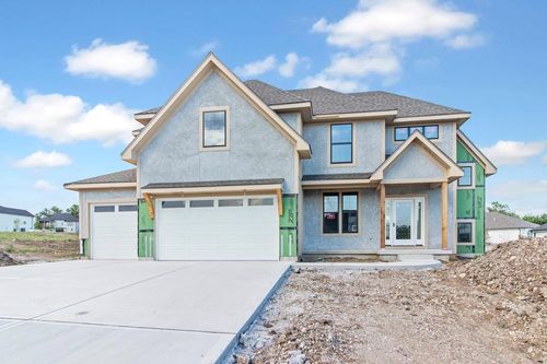 2705 Ne Wheatley Dr, Blue Springs, MO, 64029-7732 | Card Image