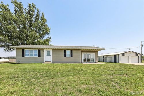 13426 Stolletown Rd, Breese, IL, 62230-4310 | Card Image