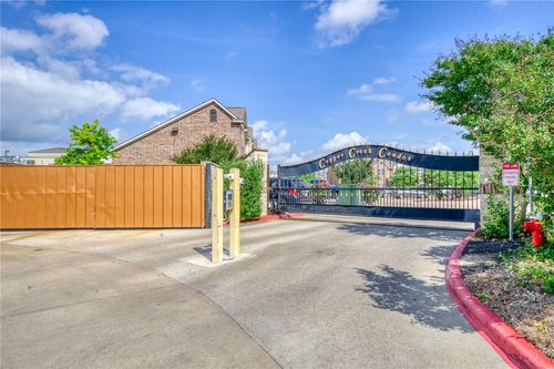 303-301 Southwest Pkwy, College Station, TX, 77840-5146 | Card Image