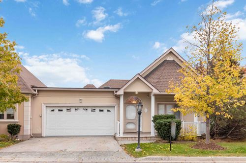 1 Ferndown Cres, Brampton, ON, L6P1C3 | Card Image