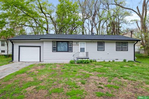 5508 Fontenelle Blvd, Omaha, NE, 68111-1538 | Card Image
