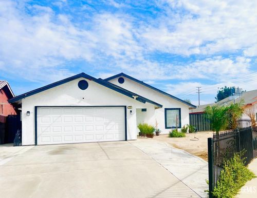 1612 Xenia Ct, Delano, CA, 93215 | Card Image