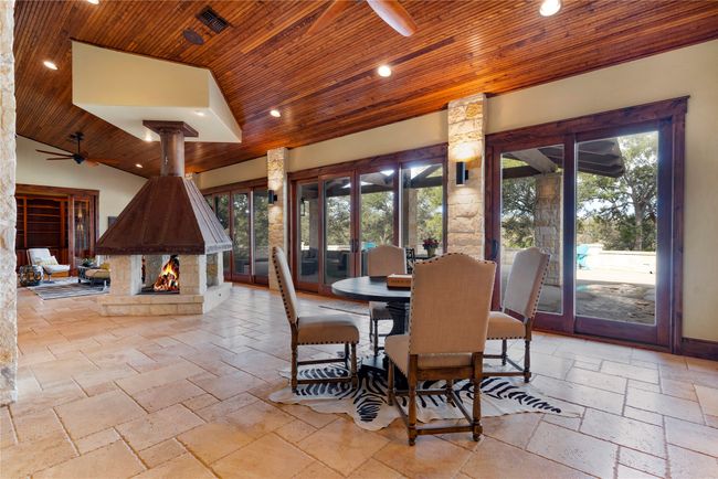 20-21-22 - 28 170 Goose Landing Way Way, House other with 5 bedrooms, 6 bathrooms and null parking in Harper TX | Image 16