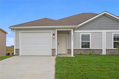 3906 Nw 93rd St, Kansas City, MO, 64154-7709 | Card Image