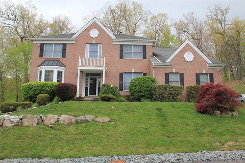 23 Cedar Dr, Tuxedo Park, NY, 10987-4808 | Card Image