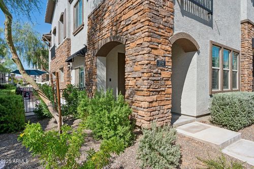 102-2772 S Catherine Dr, Gilbert, AZ, 85295-1241 | Card Image