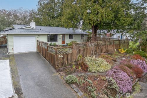947 Logan St, Port Townsend, WA, 98368-2337 | Card Image