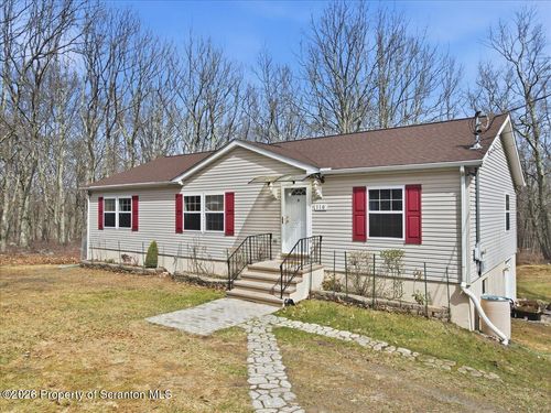 3124 Bluebird Dr, Bushkill, PA, 18324-7845 | Card Image