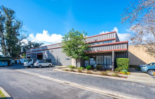 189 Granada Dr, SAN LUIS OBISPO, CA, 93401-7316 | Card Image