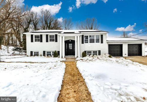 901 Sunset Dr, SOMERDALE, NJ, 08083-2031 | Card Image