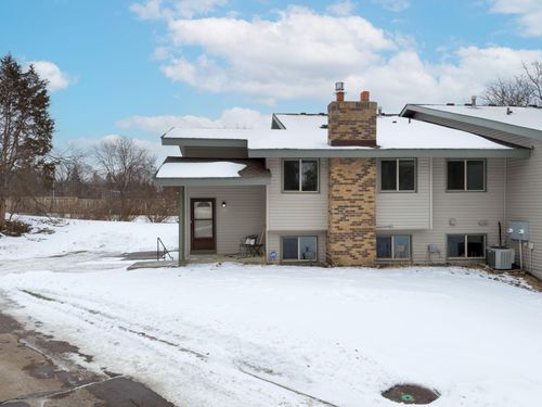 9775 Dorset Ln, Eden Prairie, MN, 55347-3196 | Card Image