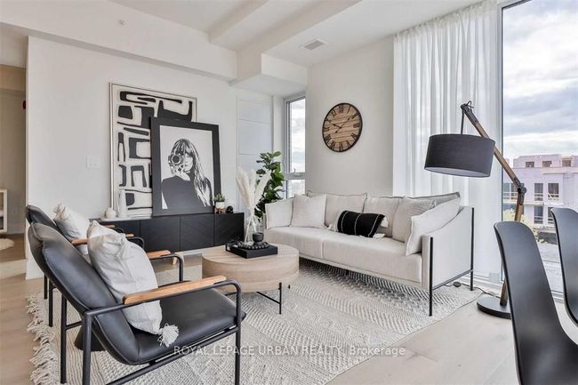 402 - 495 Logan Ave, Condo with 3 bedrooms, 2 bathrooms and null parking in Toronto ON | Image 7
