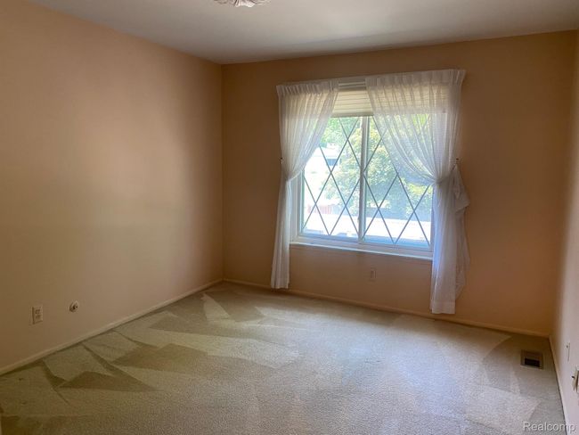 Second bedroom | Image 10