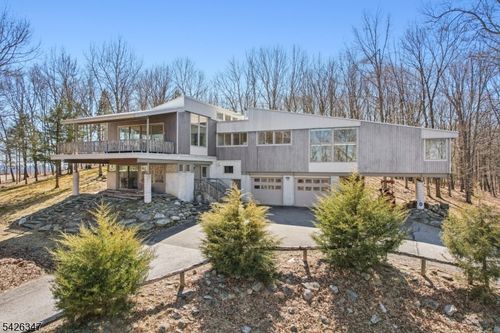 71 Sally Harden Rd, Sussex, NJ, 07461-3830 | Card Image